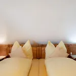 Gaestehaus Krone Pensionat Sankt Georgen im Schwarzwald