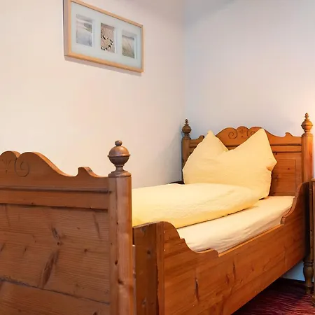 Affittacamere Gaestehaus Krone 3*