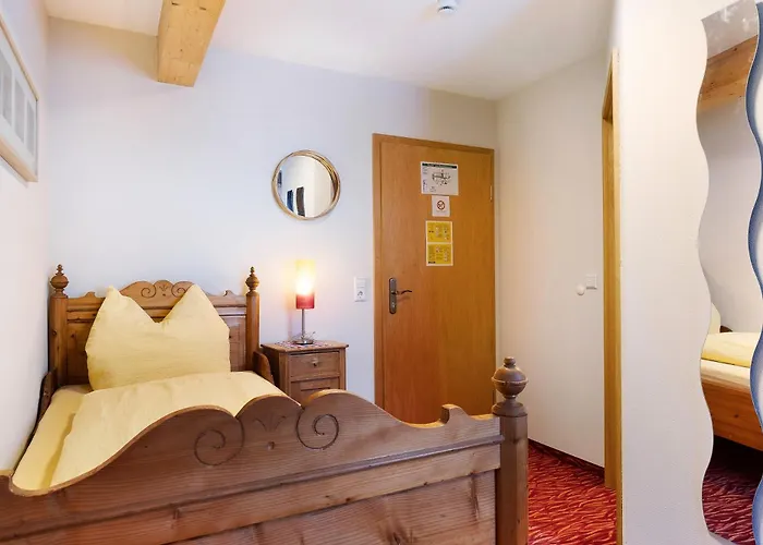 Gaestehaus Krone Pensjonat Sankt Georgen im Schwarzwald