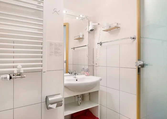 Gaestehaus Krone Pensjonat 3*